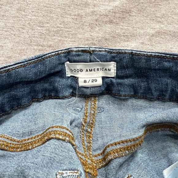 Good American Straight Leg Jean - Picture 7 of 9